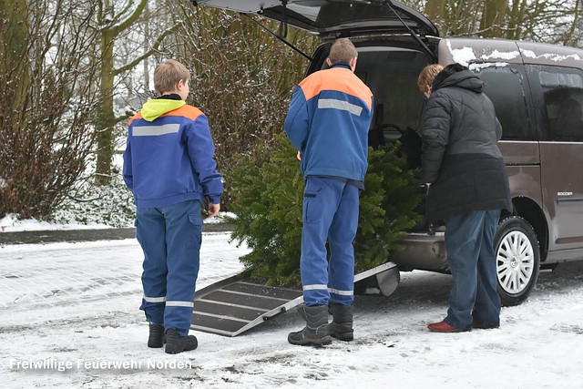 Weihnachtsbaumsammelaktion, 07.01.2017