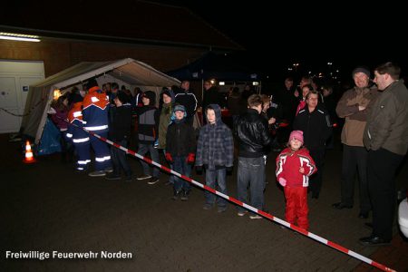 Spende für die Jugendfeuerwehr, 15.12.2011