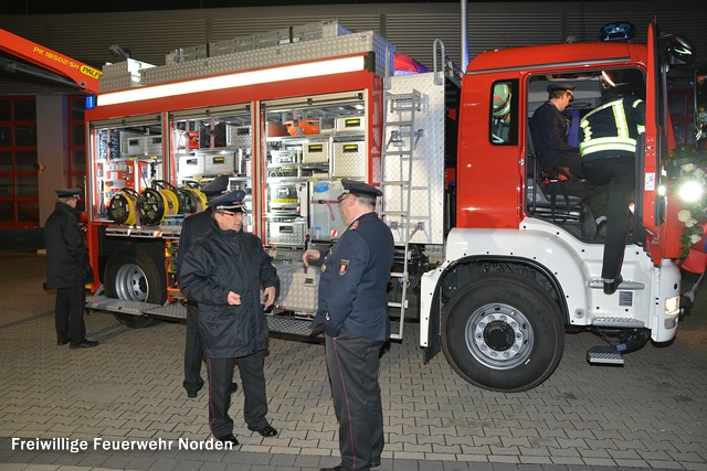 Ankunft und Übergabe Rüstwagen-Kran, Februar 2015