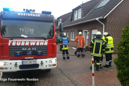 Zimmerbrand in Westeraccumersiel, 28.07.2015