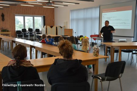 Infoabend Kinderfeuerwehr, 17.06.2015