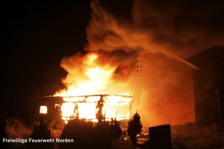 Wohnwagenbrand, 15.11.2014